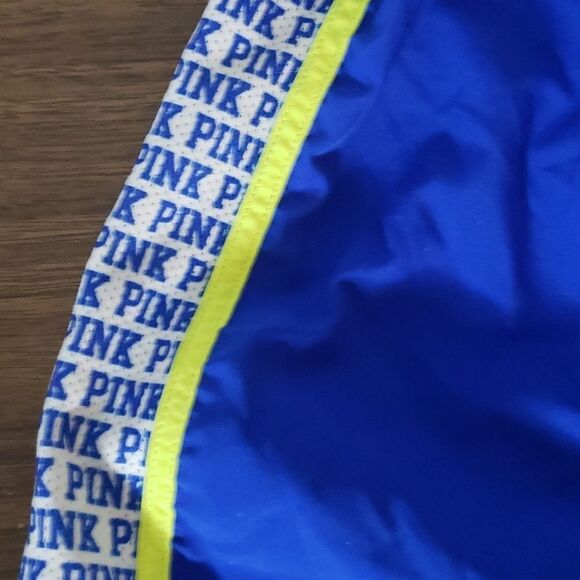 PINK Victorias Secret Running Shorts - Picture 2 of 6